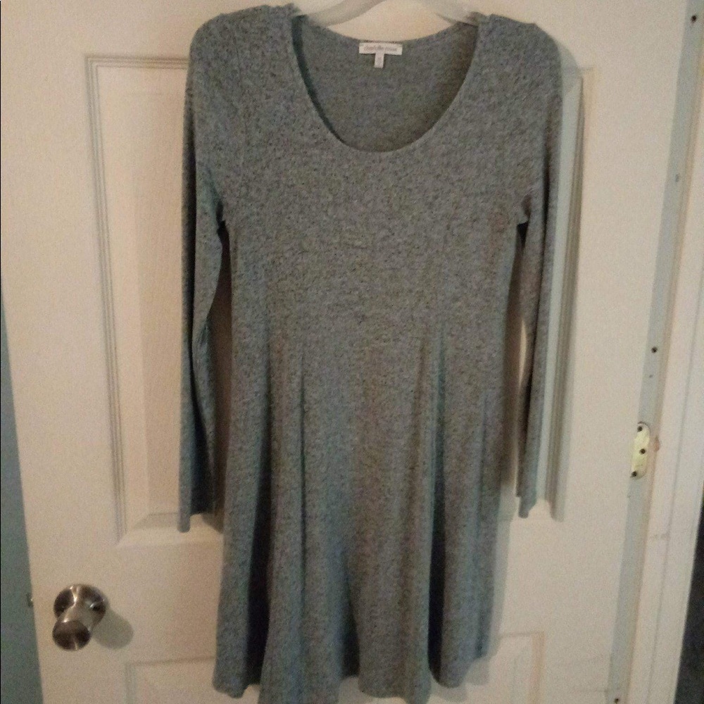 NWOT 👀Grey dress👀